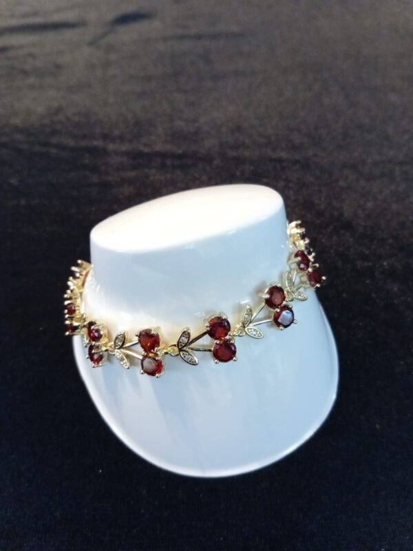 Pulsera con zirconia oro laminado