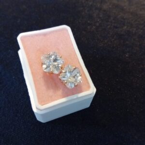 Arete poste mariposa oro laminado