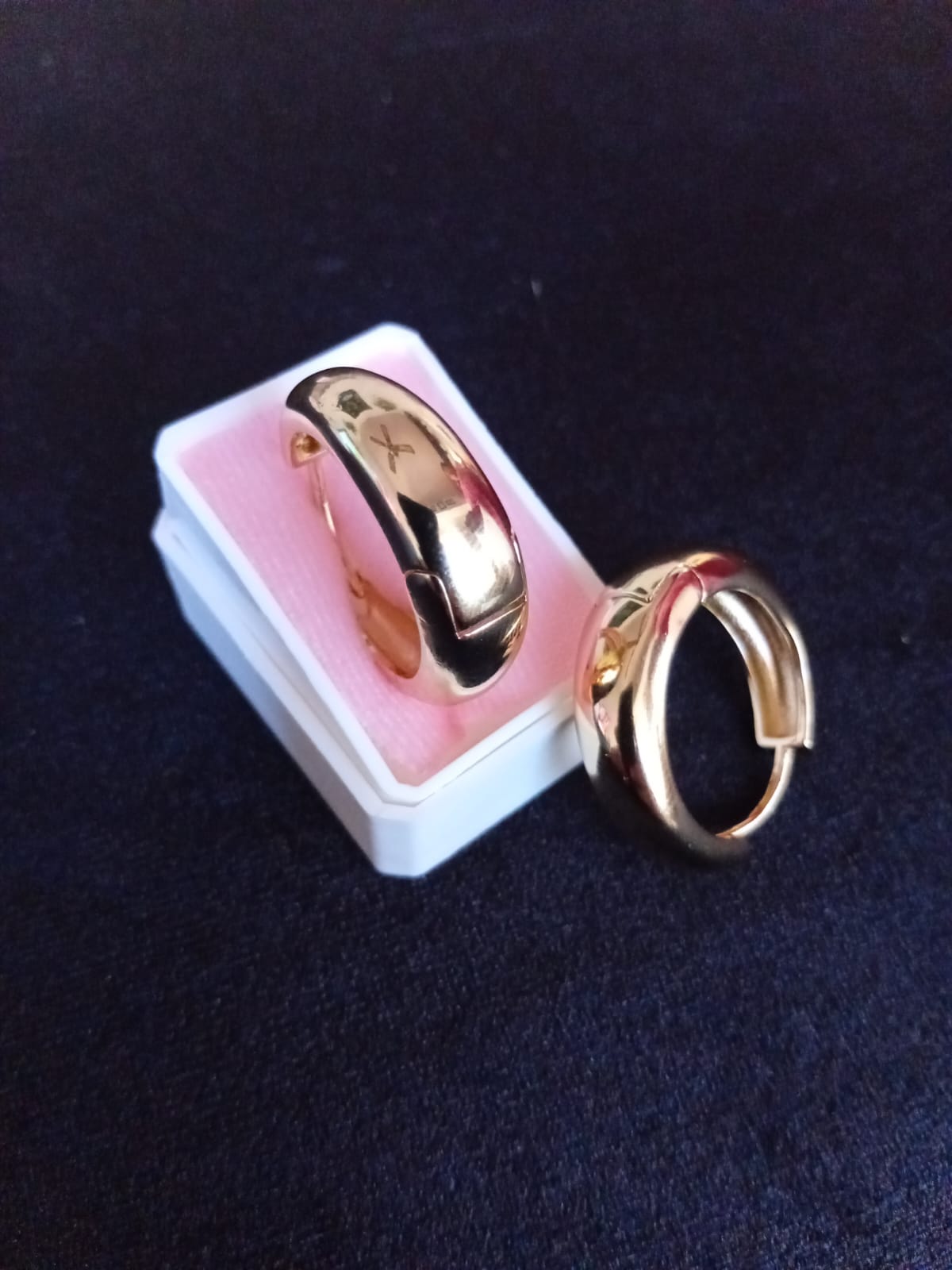 Arracada gruesa oro laminado