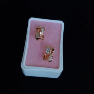 Arete poste mariposa oro laminado