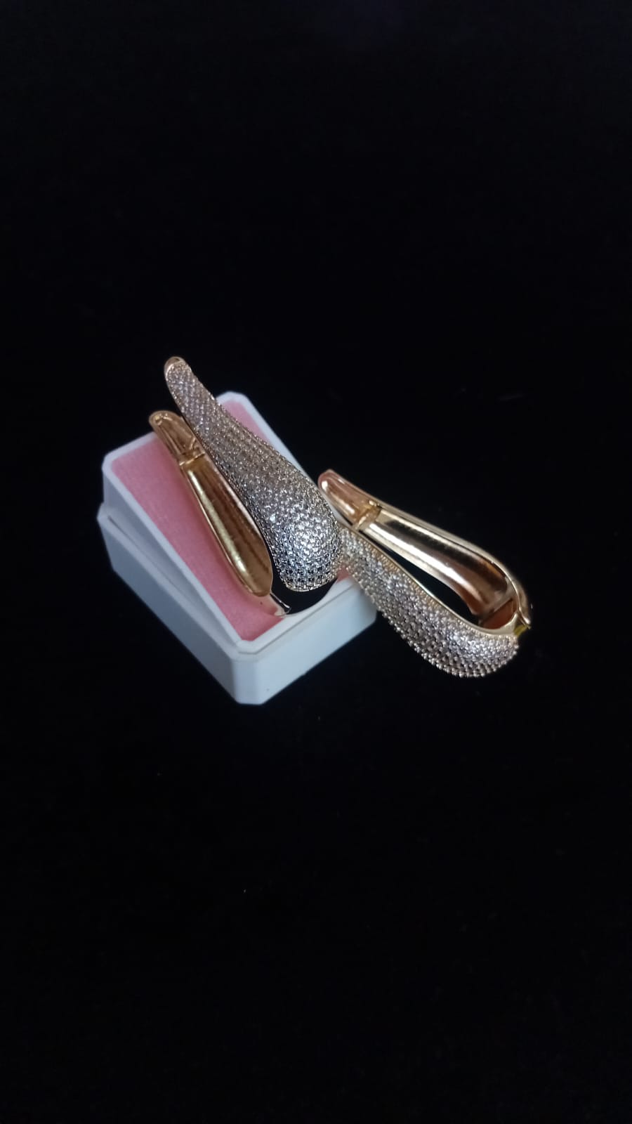 Arracada zirconia oro laminado