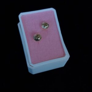 Broquel oro laminado
