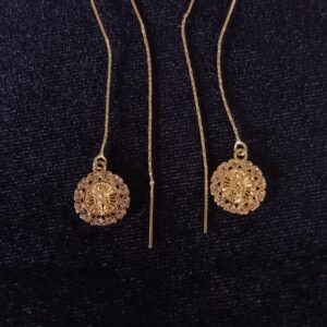 Arete largo oro laminado