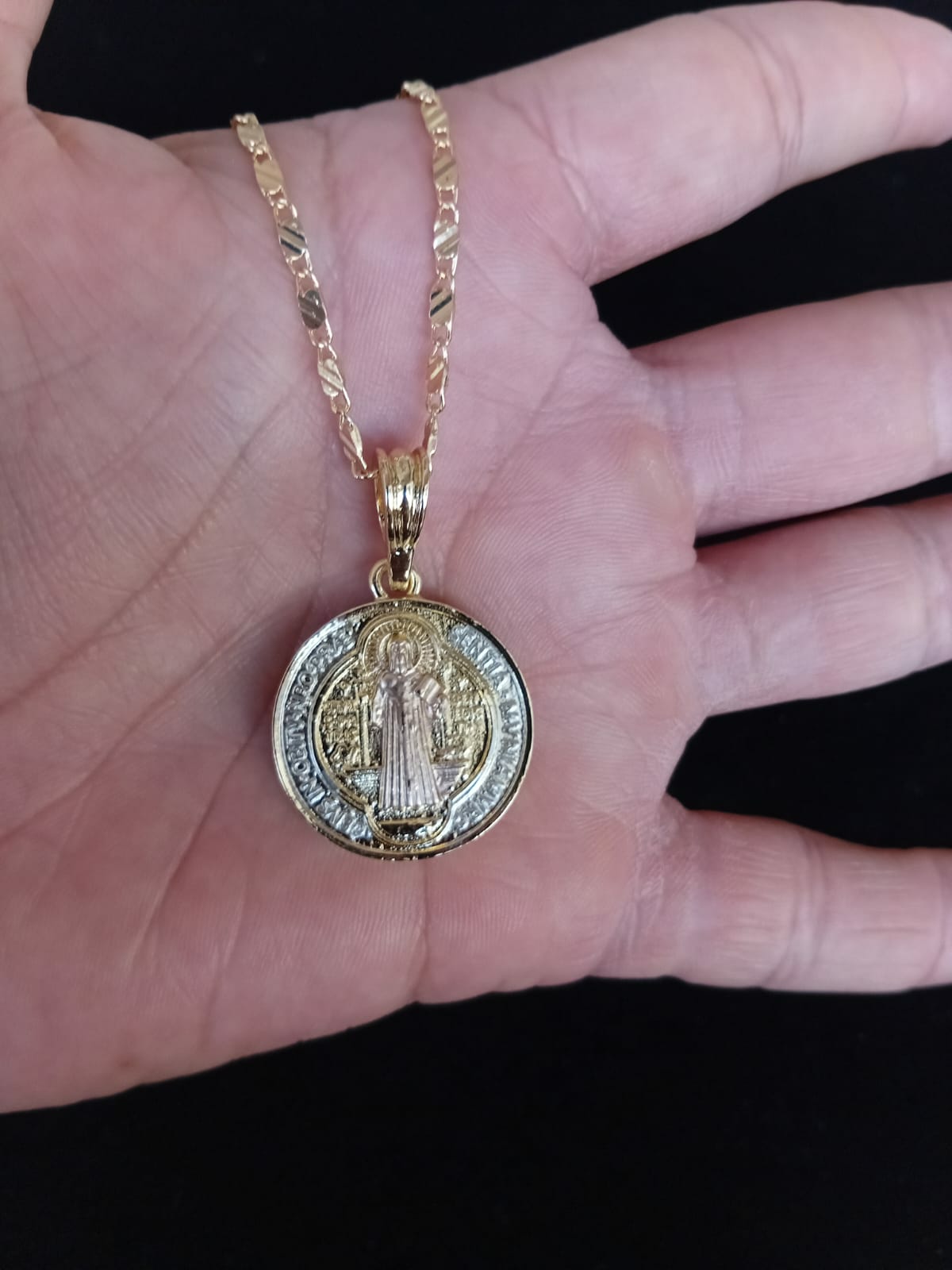 Moneda San Benito oro laminado