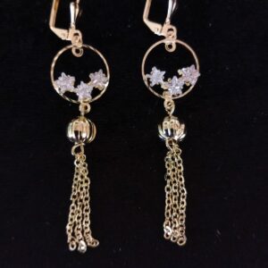 Arete largo oro laminado