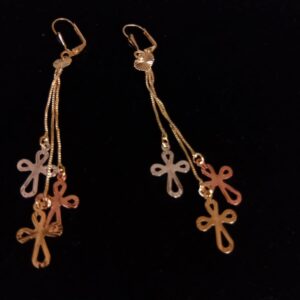 Arete largo oro laminado