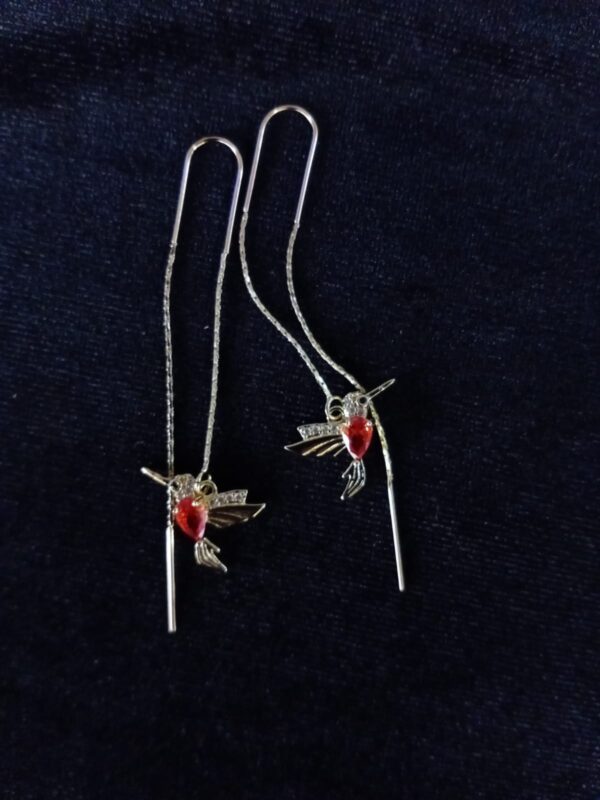 Arete largo oro laminado