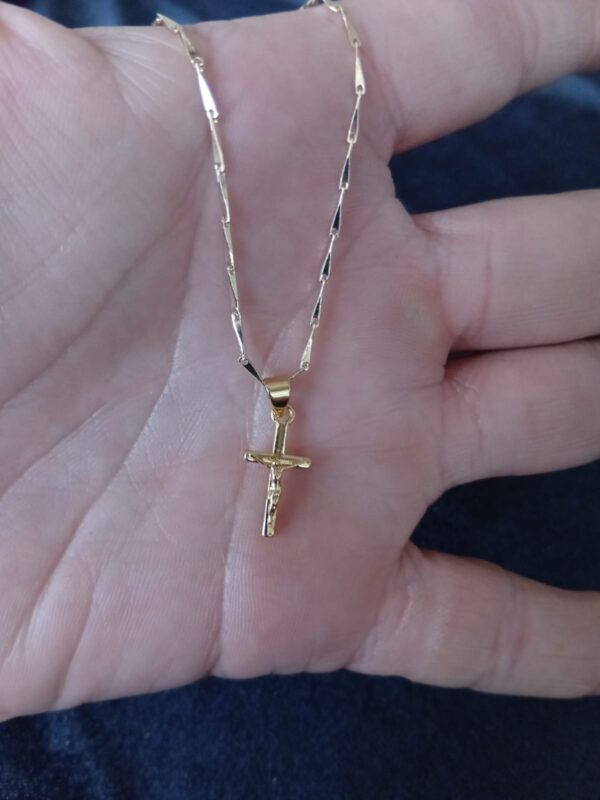 Cruz chica oro laminado