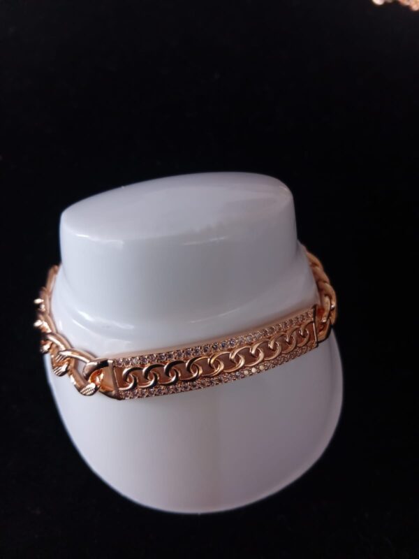 Esclava  con zirconia oro laminado