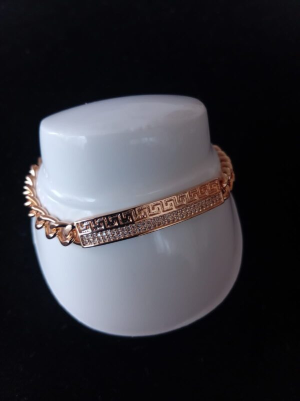 Esclava con zirconia oro laminado
