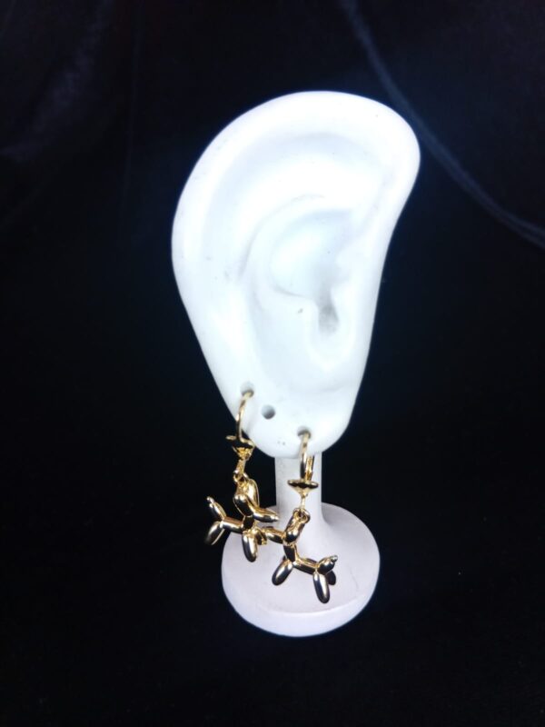 Arete largo oro laminado