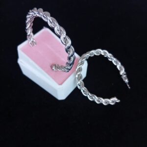 Arracada gruesa oro laminado