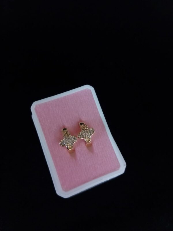 Arracada huggies oro laminado