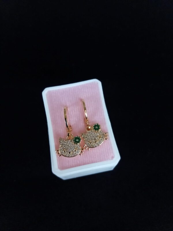 Arracada huggies oro laminado