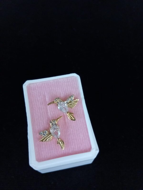 Arete poste mariposa oro laminado