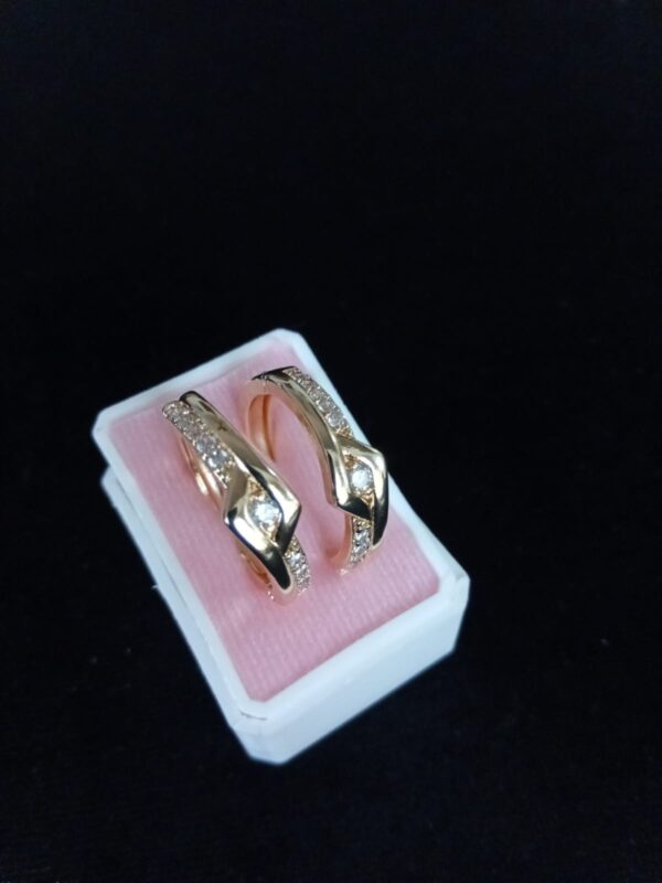 Arracada zirconia oro laminado