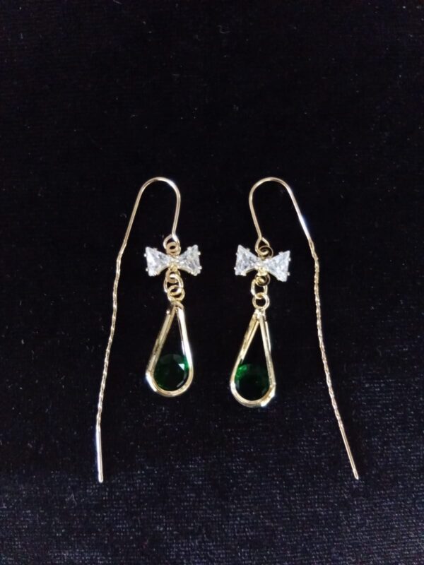 Arete largo oro laminado