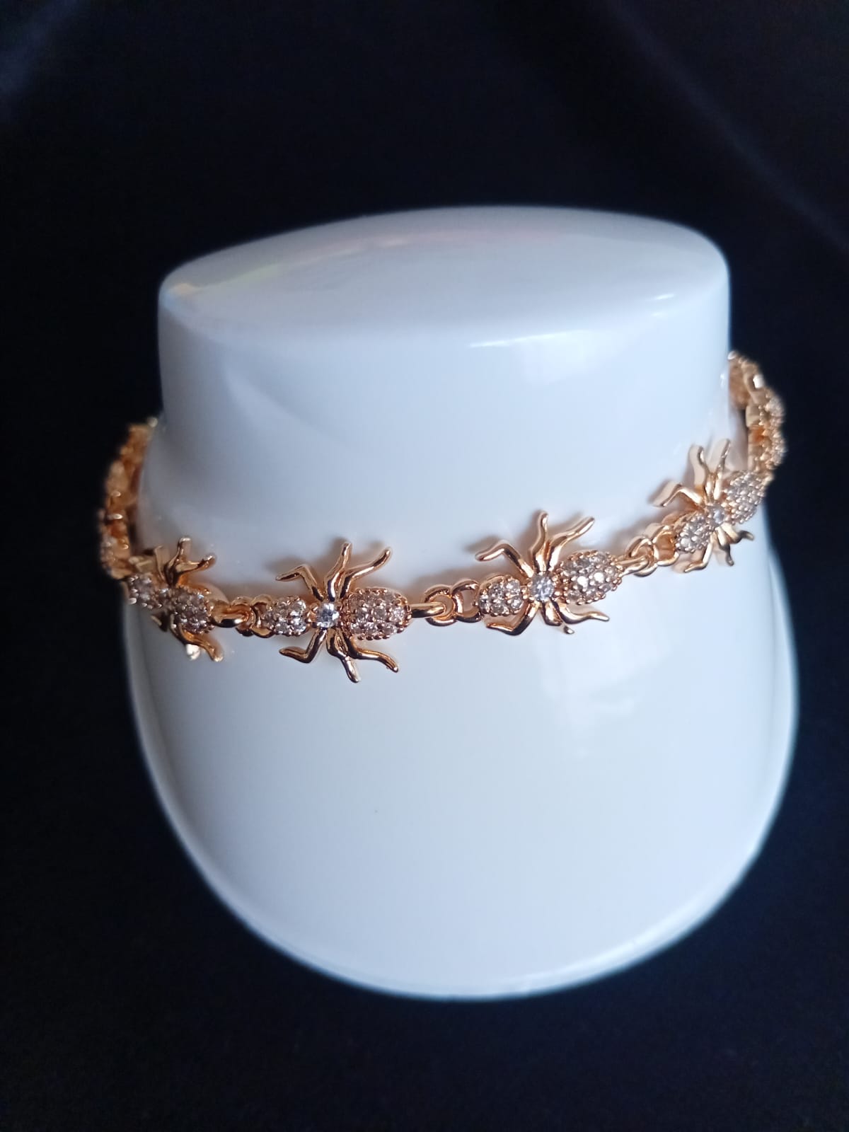 Pulsera zirconia  oro laminado