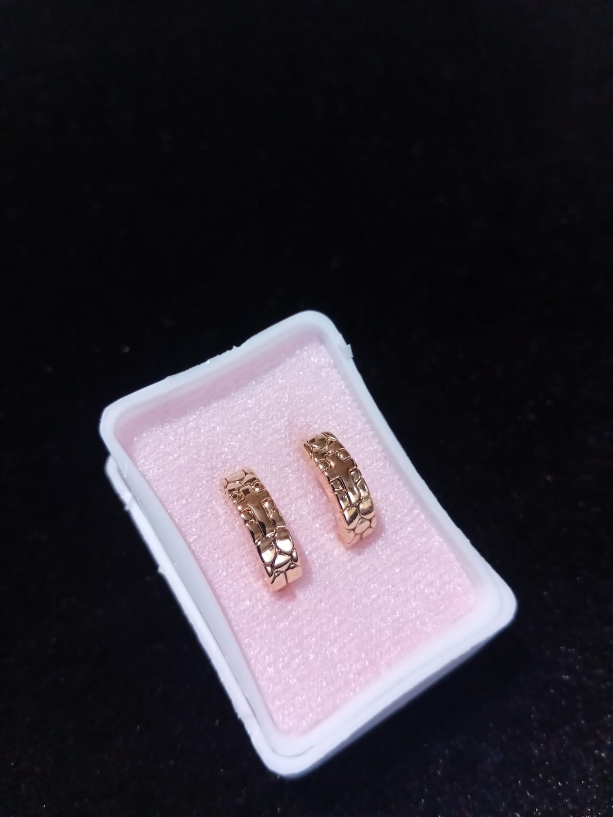 Arracada huggies oro laminado