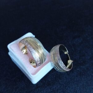 Arracada gruesa oro laminado