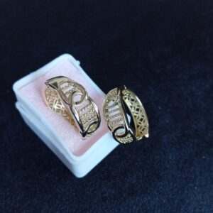 Arracada gruesa oro laminado