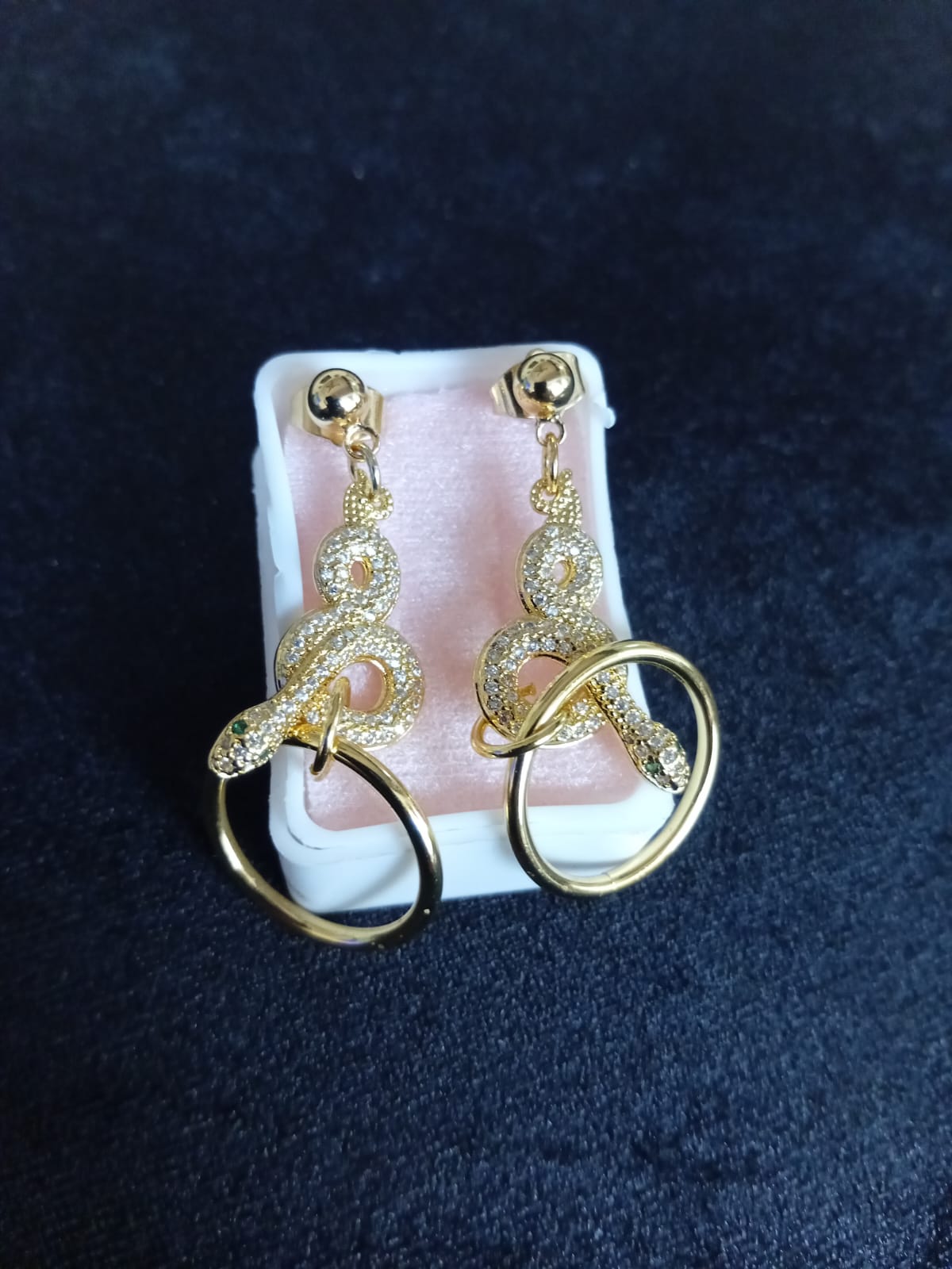 Arete largo oro laminado