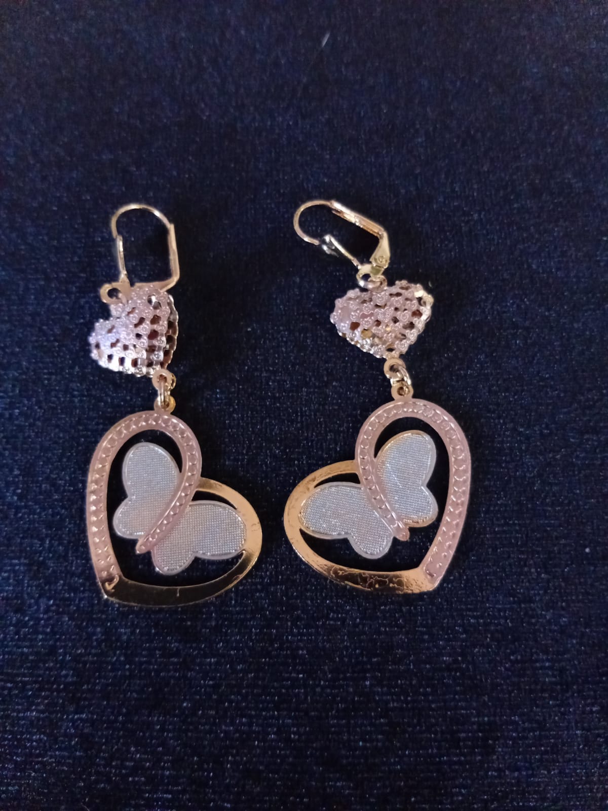 Arete largo oro laminado