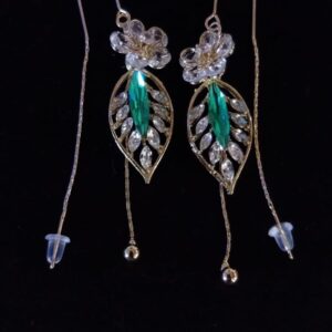 Arete largo oro laminado