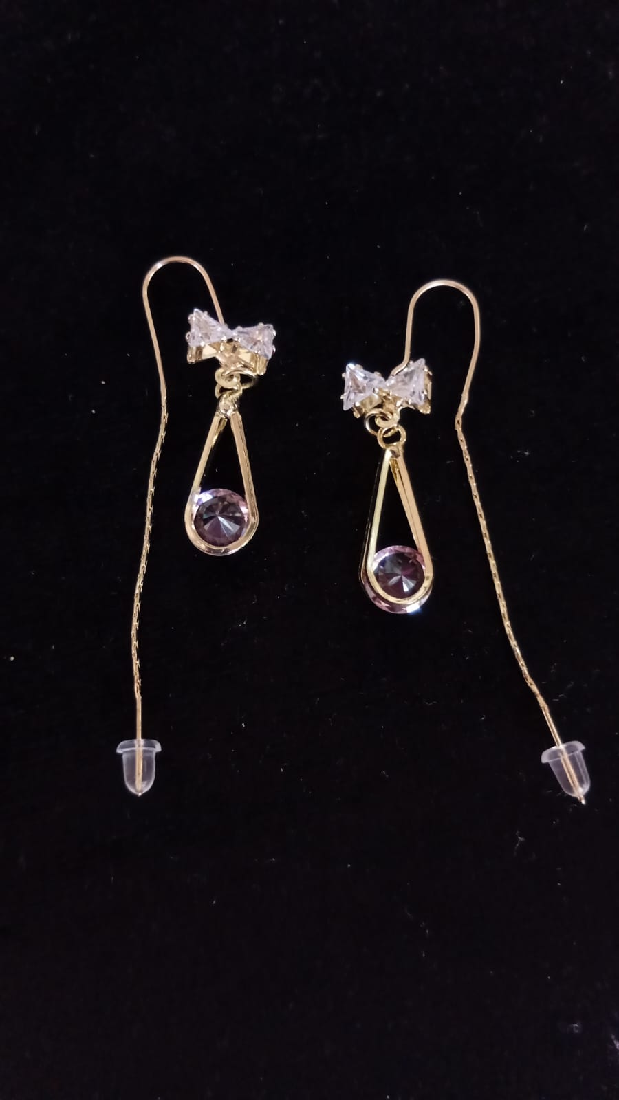 Arete largo oro laminado