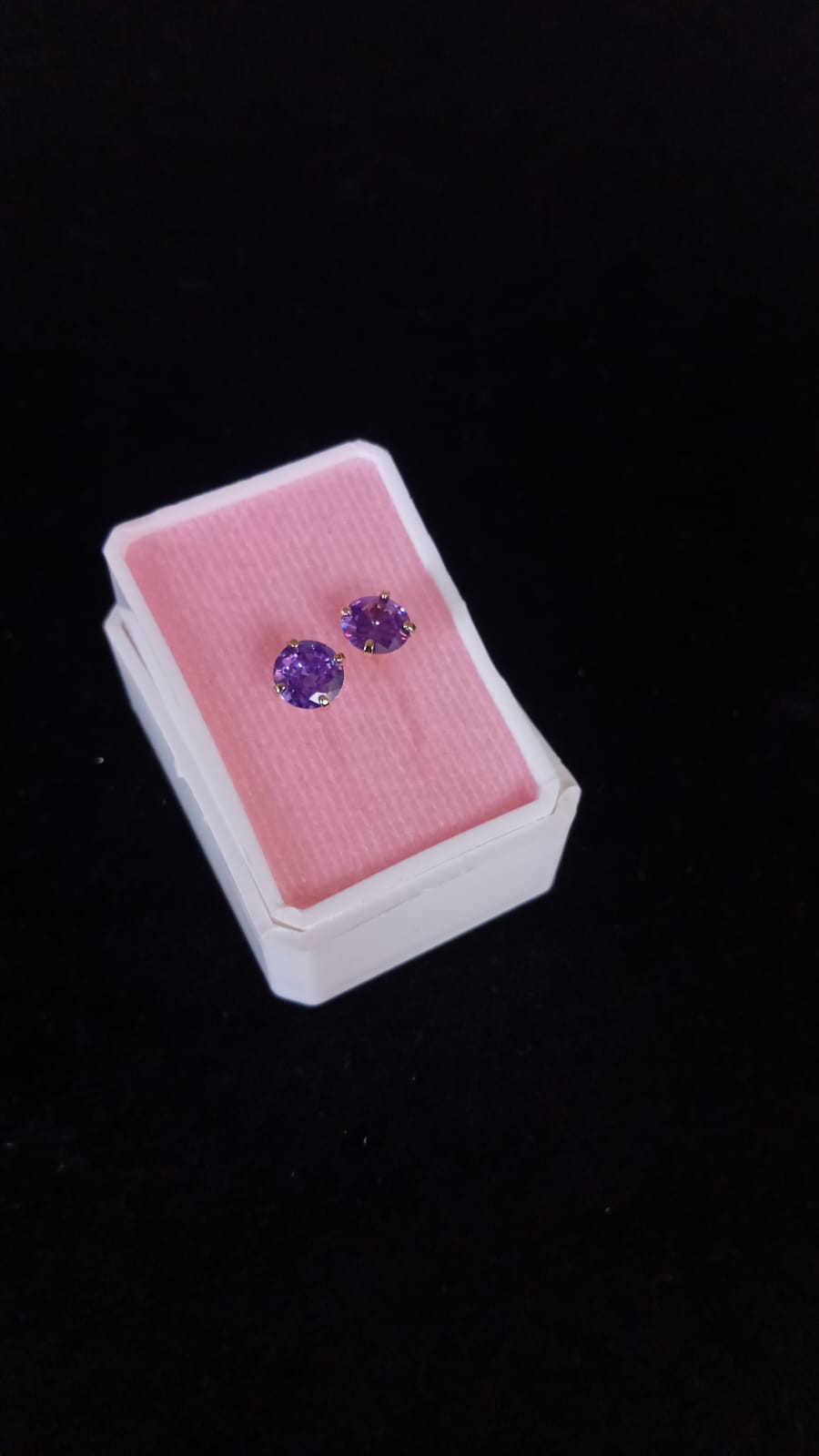 Broquel oro laminado
