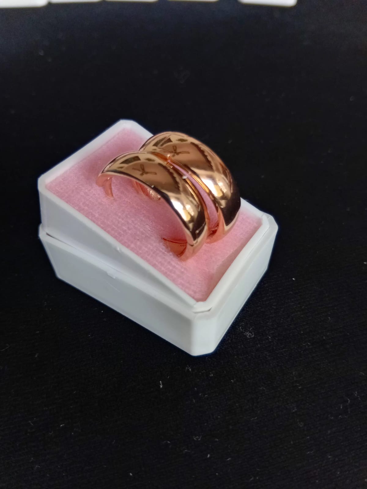 Arracada huggies oro laminado