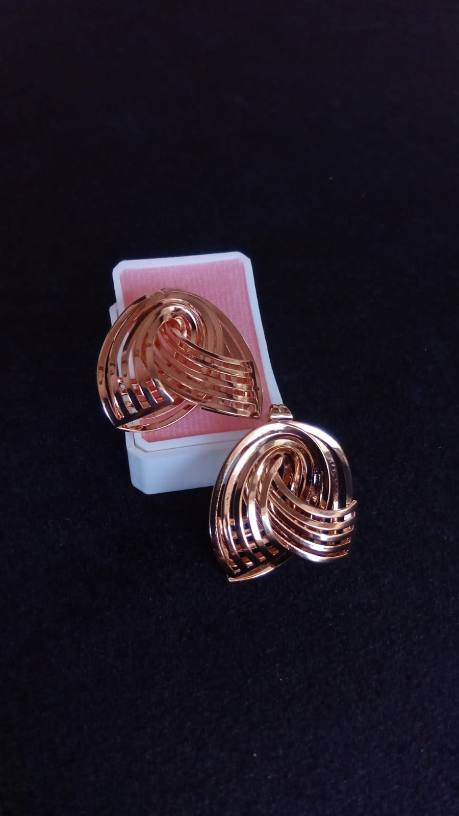 Arete chunky oro laminado