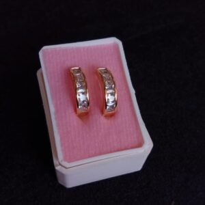 Arracada huggies oro laminado