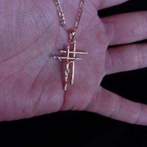Cruz mediana oro laminado