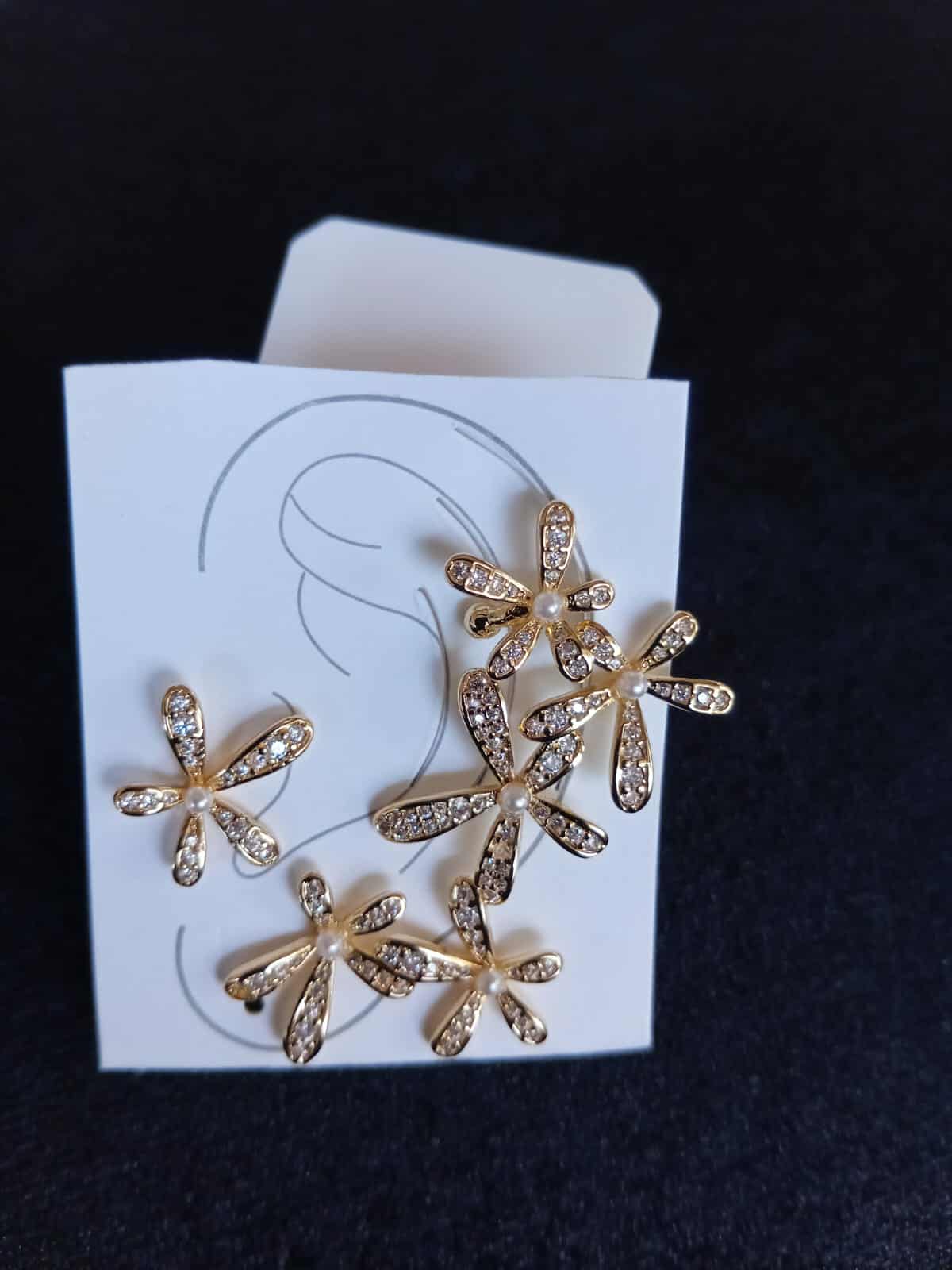 Arete trepador oro laminado