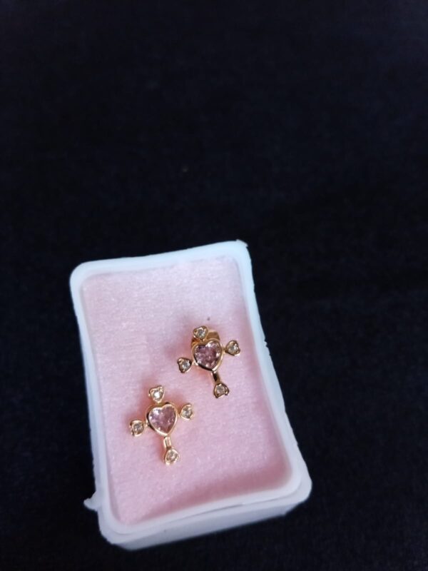 Arete poste mariposa oro laminado