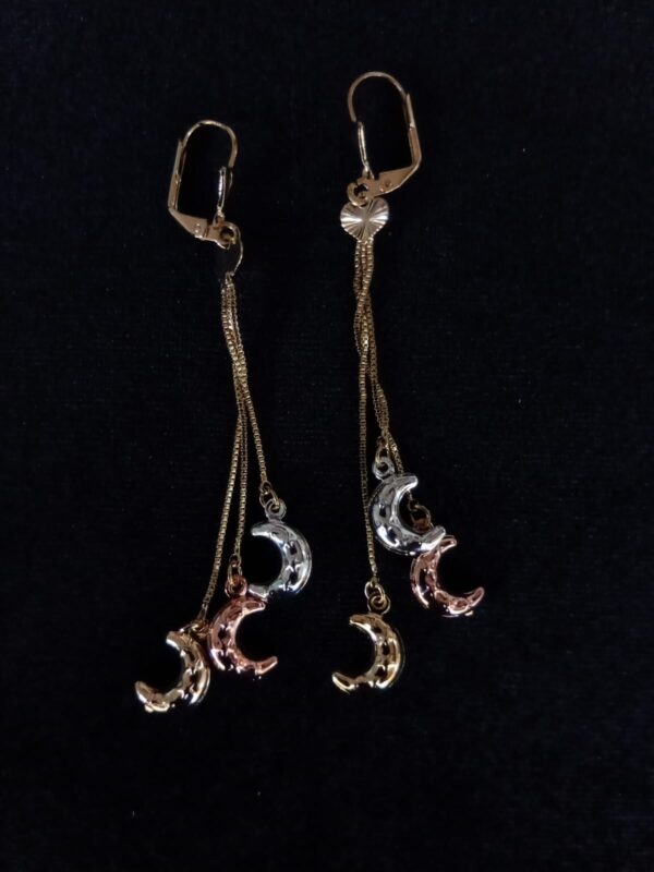 Arete largo oro laminado
