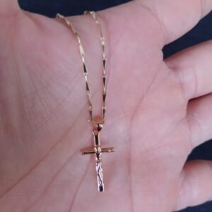 Cruz chica oro laminado