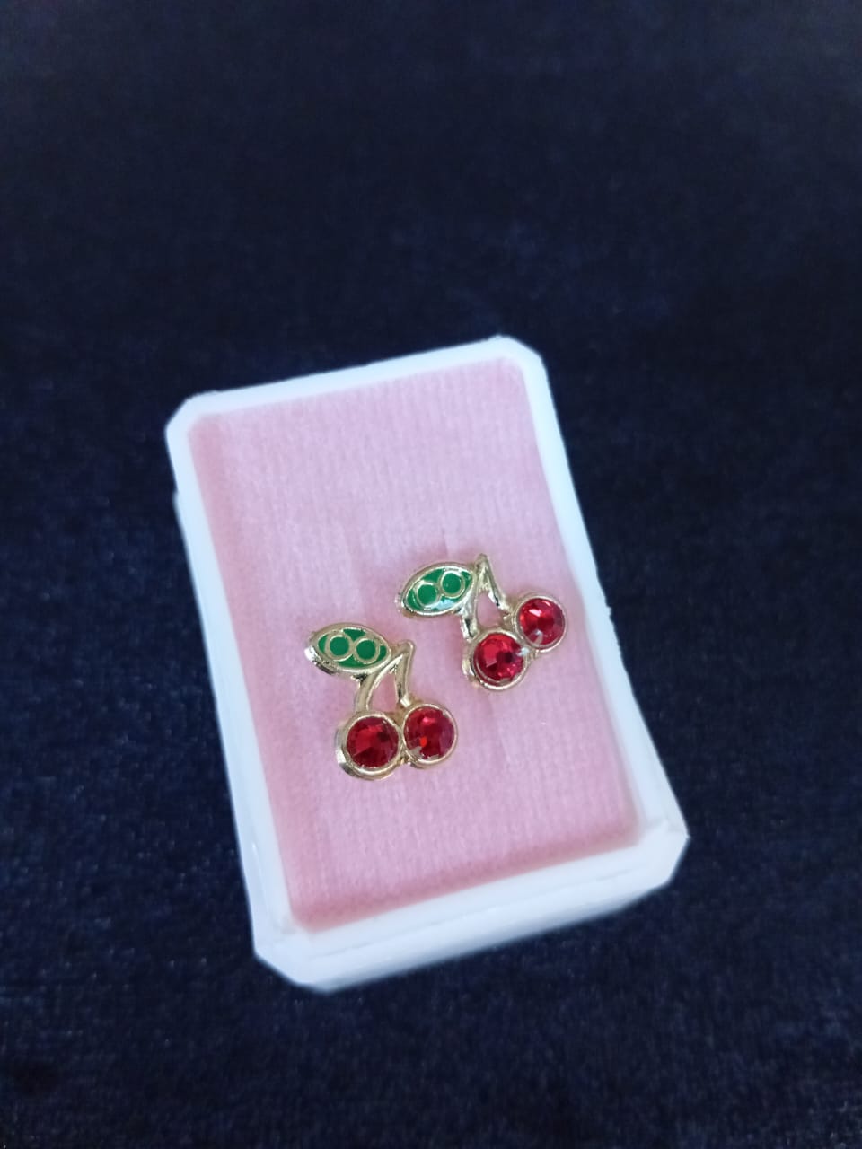 Broquel oro laminado