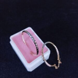 Arracada gruesa oro laminado