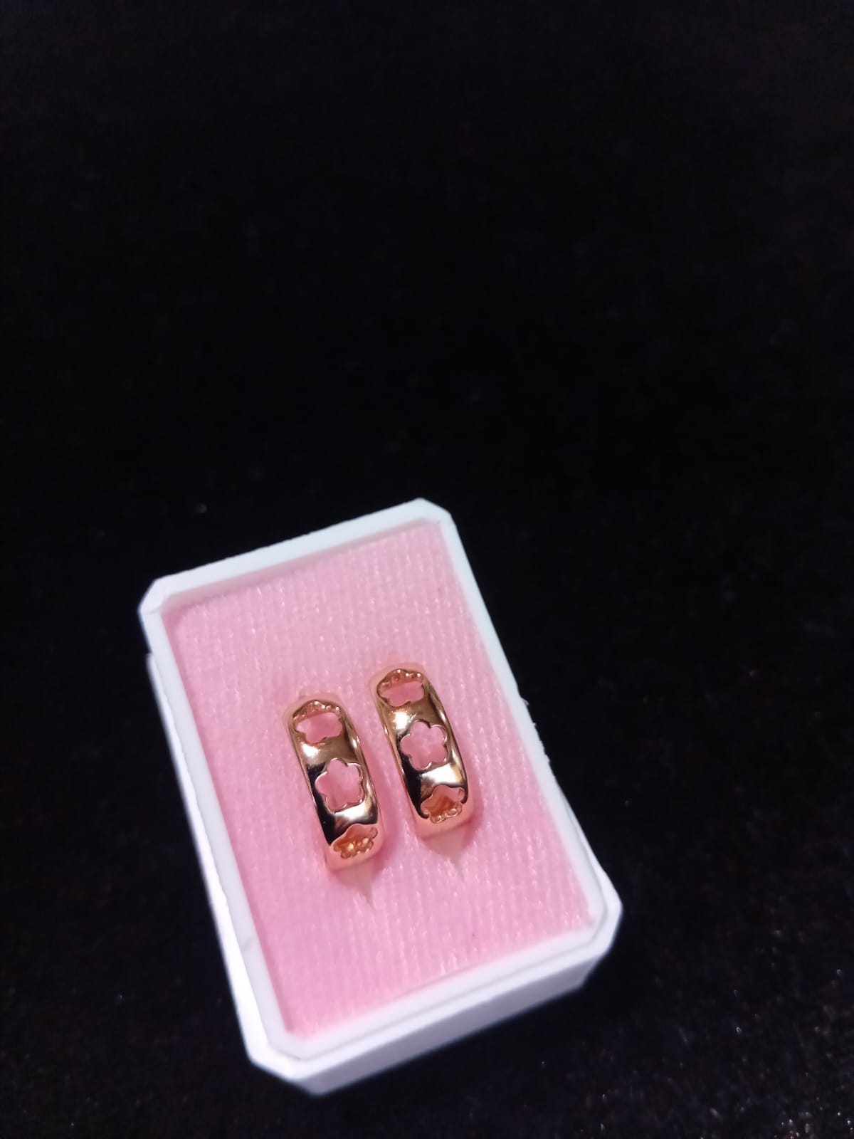 Arracada Huggies oro laminado