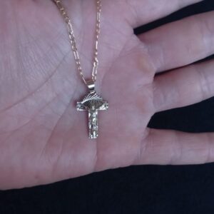 Cruz chica oro laminado