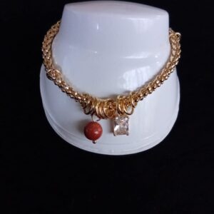 Pulsera ajustable con dijes oro laminado