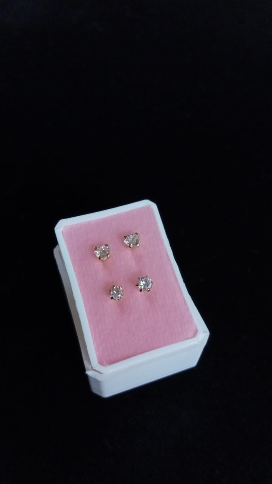 Broquel oro laminado