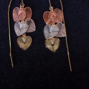 Arete largo oro laminado
