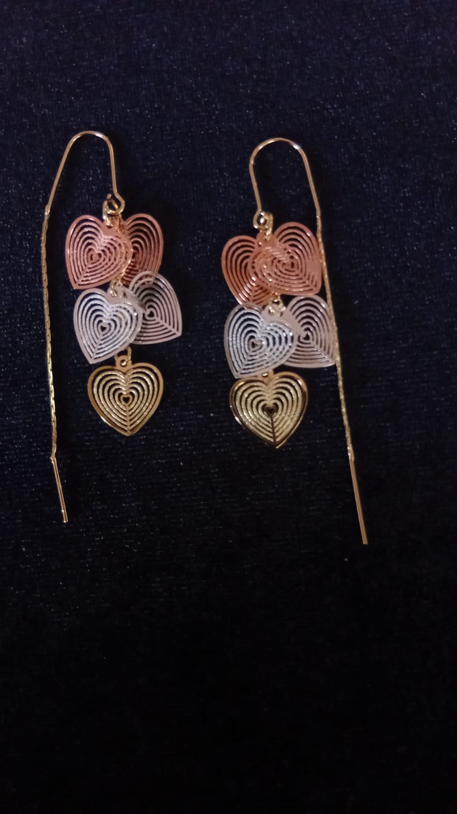 Arete largo oro laminado