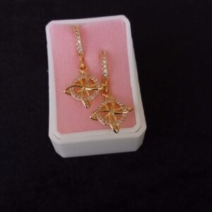 Arracada Huggies oro laminado