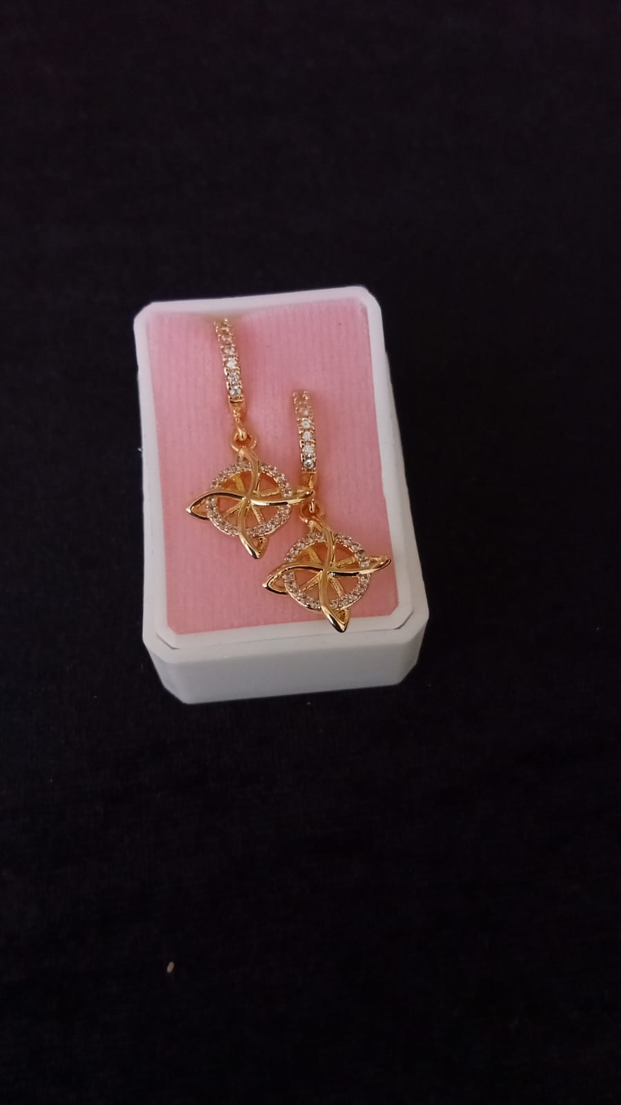 Arracada Huggies oro laminado
