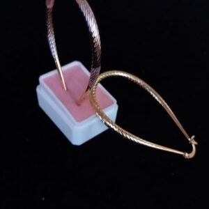 Arracada gruesa oro laminado