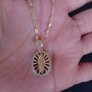 Medalla Zirconia oro laminado